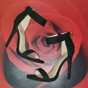 Glaze Heels